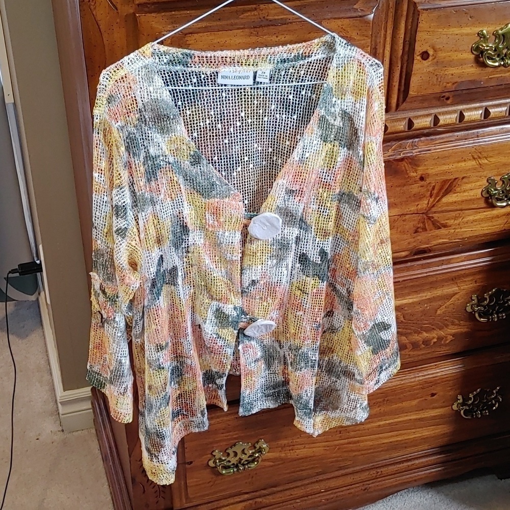 NWOT Women's Colourful Mesh Top Size 2X